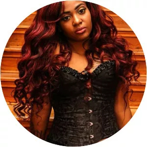 Nina Laretta - Musical artist