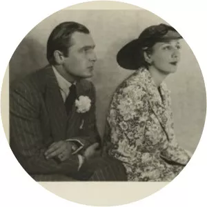 Nina Mdivani - Denis Percy Stewart Doyle's wife