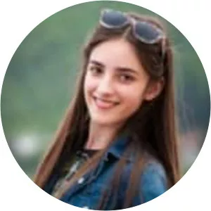 Nina Mileta - Actress