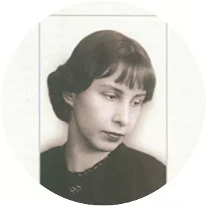 Nina Schenk Gräfin von Stauffenberg - Claus von Stauffenberg's wife