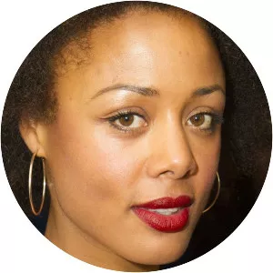 Nina Toussaint-White