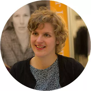 Niña Weijers - Writer