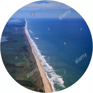 Ninety Mile Beach - 