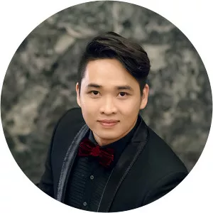 Ninh Duc Hoang Long - Opera singer