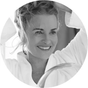 Nini Andrade - Portuguese painter