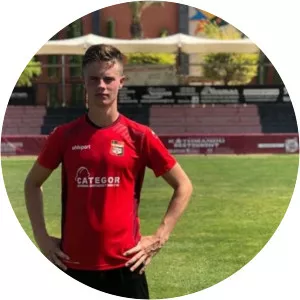 Nino van den Heuvel - Football player