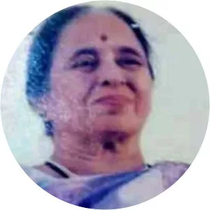Nirmala Tai Athavale - Pandurang Shastri Athavale's wife