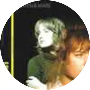 Nis Svoldgård - Singer