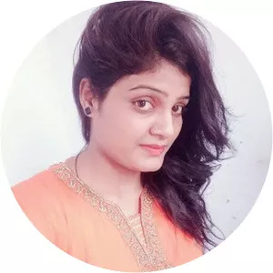 Nisha Upadhay - Singer