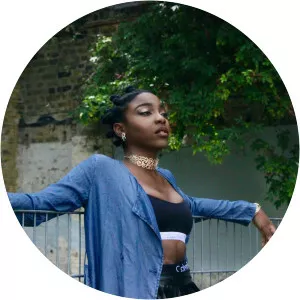 Nissi Ogulu photograph