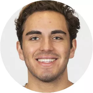 Niven Raj - American football player