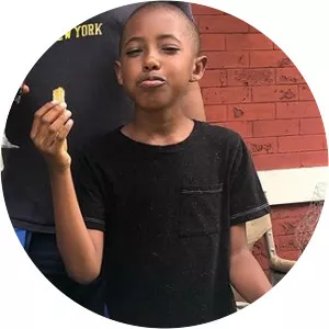 Nixon Knowles photograph