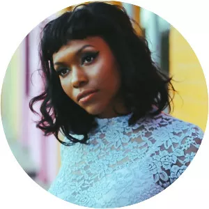 Niya Wells - Musical artist