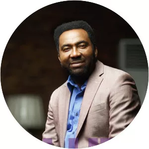 Nnamdi Ezeigbo