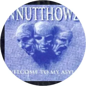 Nnutthowze - Musical group