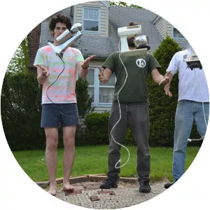 No One And The Somebodies