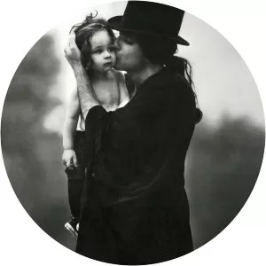 Noa Faena photograph