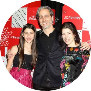 Noa Isabel Saviano - Josh Saviano's daughter