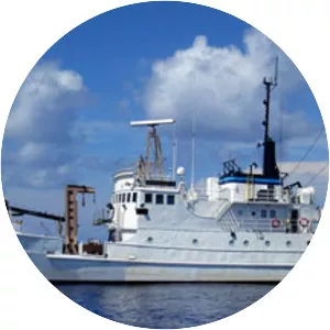 NOAAS Oregon II (R 332)