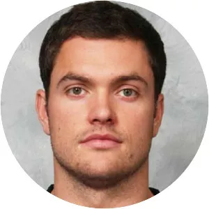 Noah Welch - Ice hockey defenseman