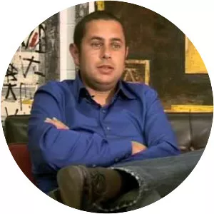 Noé Reinhardt - Guitarist