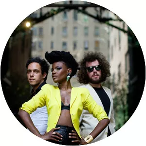 Noisettes - Rock band