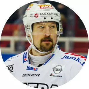 Nolan Yonkman - Ice hockey defenceman