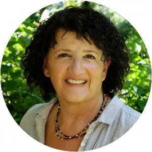 Nomi Shannon - Author