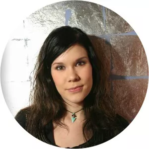 Noora Puhakka Musician