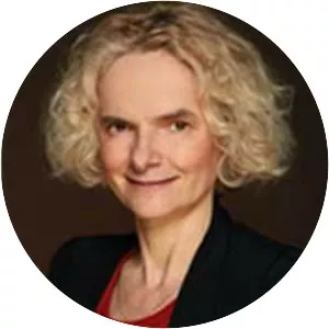 Nora Picciotto - Model