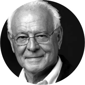 Norberto Chaves - Author