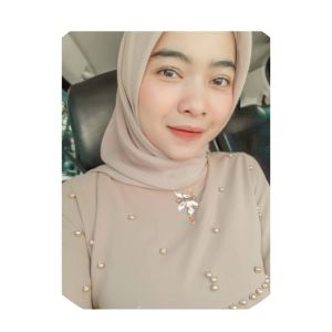 novia giana nurjanah - Ikbal Fauzi's wife