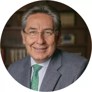 Néstor Humberto Martínez - Lawyer