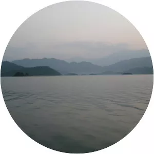 Nui Coc Lake (Hồ Núi Cốc)
