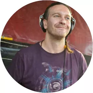 Nukleall - Musical artist