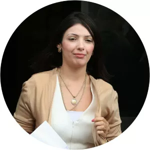 Nur Nadir - Asil Nadir's wife