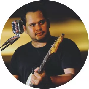 Nur Satriatama Musician