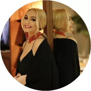 Nura Suri - Musical artist