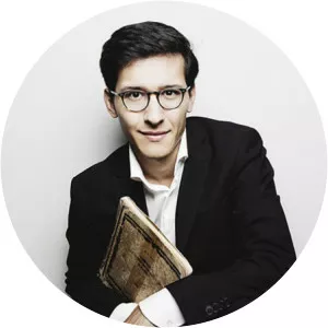 Nuron Mukumi - Musical artist