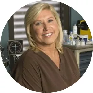 Nurse Linda Nip/Tuck