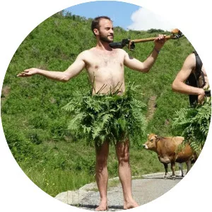 Nus et culottés - TV program