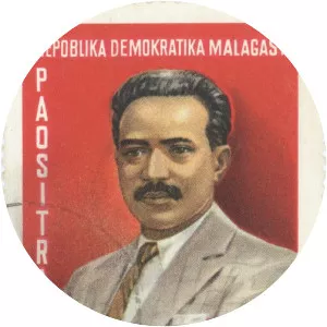 Ny Avana Ramanantoanina - Writer