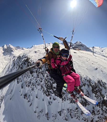oetztal-air.at Hohe Mut - Airline in Austria