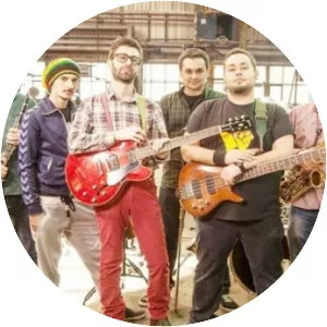 Offchestra - Musical group