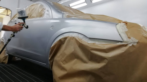 Oficina FormulaRecord - Car repair and maintenance service in Braga, Portugal