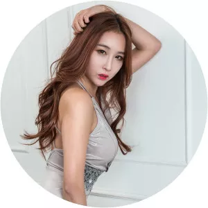 Oh Ah-hee - Race queen