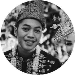 Oktiniwati Ulfa Dariah Rajasa - Hatta Rajasa's wife