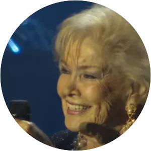 Olga Gutiérrez - Singer