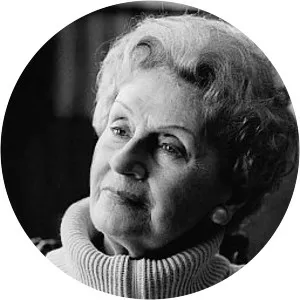 olga szőnyi júlia orosz