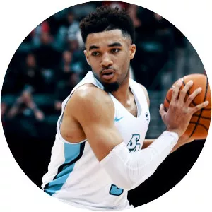 Olin Carter III - Basketball player